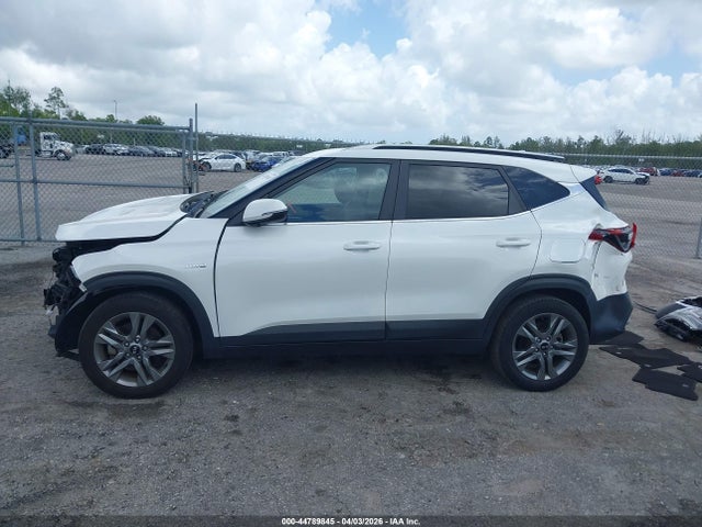 Продажа на аукционе авто 2021 Kia Seltos S, vin: KNDEUCAAXM7177249, номер лота: 44789845