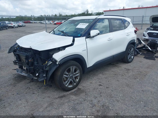 Продажа на аукционе авто 2021 Kia Seltos S, vin: KNDEUCAAXM7177249, номер лота: 44789845