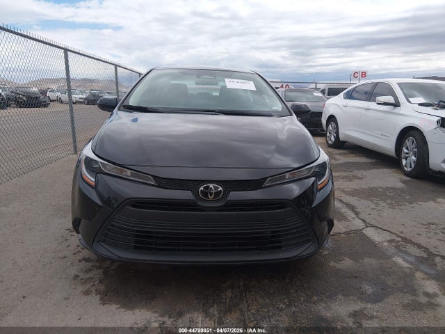 5YFB4MDE7RP105311 Toyota COROLLA LE