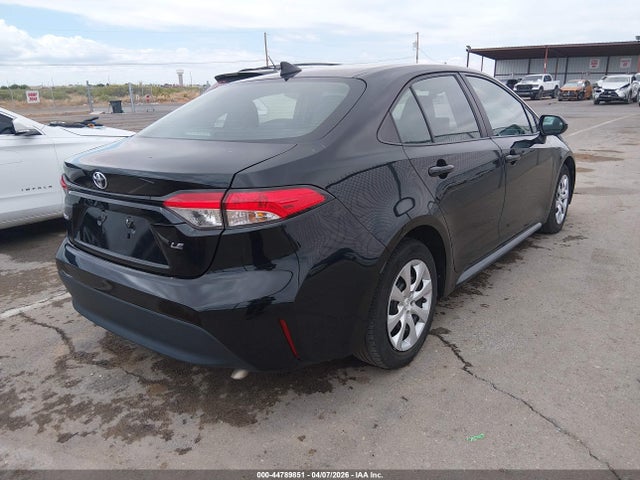 5YFB4MDE7RP105311 Toyota COROLLA LE
