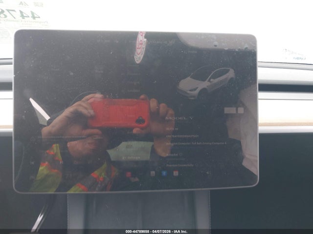 Продаж на аукціоні авто 2025 Tesla Model Y Long Range Dual Motor Rear-wheel Drive, vin: 7SAYGDED8SA371431, номер лоту: 44789858