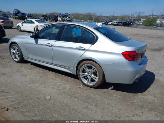 2018 BMW 340I WBA8B7G5XJNU94747 Photo 2