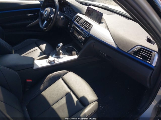 2018 BMW 340I WBA8B7G5XJNU94747 Photo 4