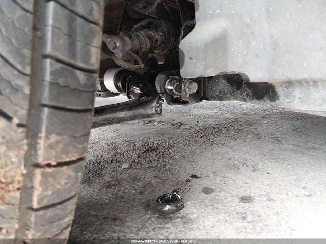 2GNALCEKXG6296998 Chevrolet EQUINOX LT