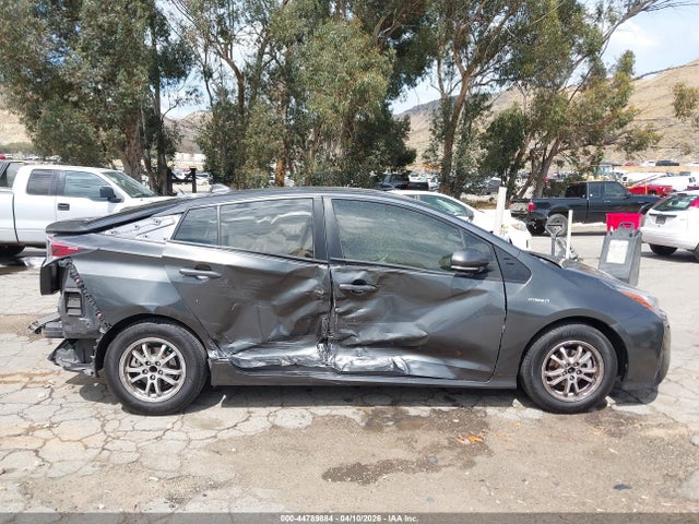 JTDKBRFU3G3010452 Toyota Prius Two