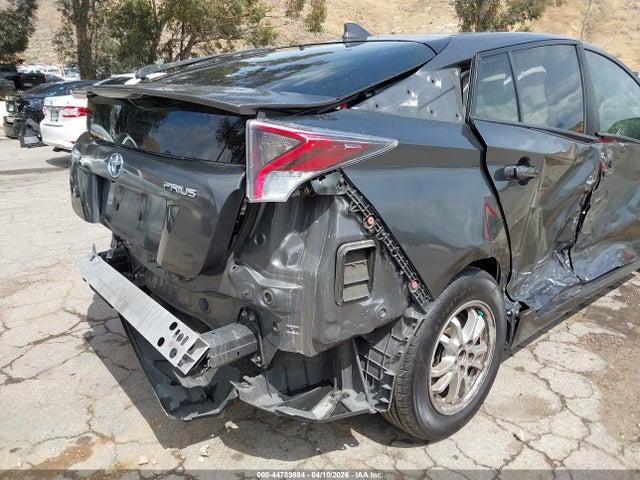 JTDKBRFU3G3010452 Toyota Prius Two
