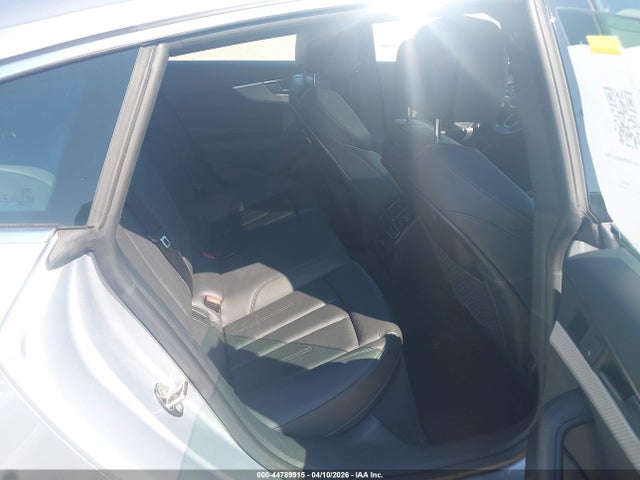 WAUENCF57KA035480 Audi A5 45 Premium