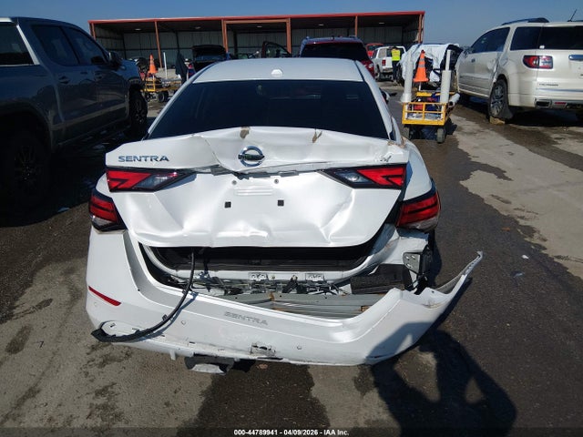 Продаж на аукціоні авто 2022 Nissan Sentra Sv Xtronic Cvt, vin: 3N1AB8CV9NY215641, номер лоту: 44789941