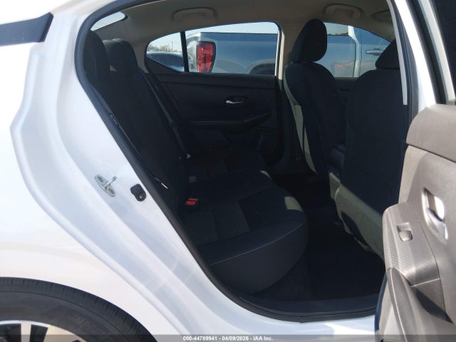 Продаж на аукціоні авто 2022 Nissan Sentra Sv Xtronic Cvt, vin: 3N1AB8CV9NY215641, номер лоту: 44789941