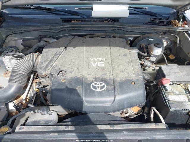 2011 Toyota Tacoma Base V6 მანქანა იყიდება აუქციონზე, vin: 3TMLU4EN6BM057185, აუქციონის ნომერი: 44789944