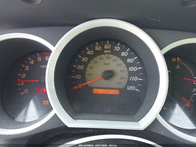 2011 Toyota Tacoma Base V6 მანქანა იყიდება აუქციონზე, vin: 3TMLU4EN6BM057185, აუქციონის ნომერი: 44789944