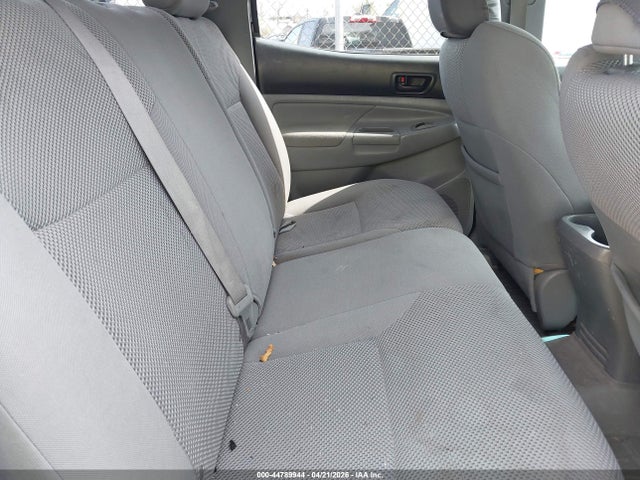 2011 Toyota Tacoma Base V6 მანქანა იყიდება აუქციონზე, vin: 3TMLU4EN6BM057185, აუქციონის ნომერი: 44789944
