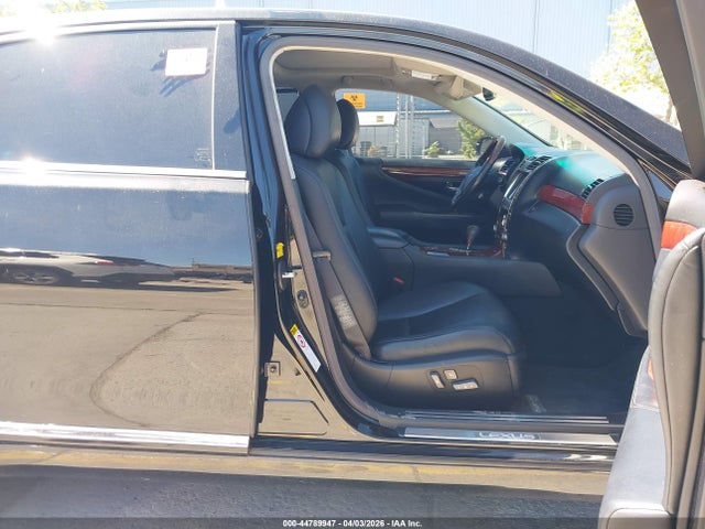 2007 Lexus Ls 460 L მანქანა იყიდება აუქციონზე, vin: JTHGL46F375015810, აუქციონის ნომერი: 44789947