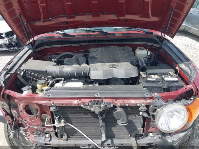 2010 Toyota Fj Cruiser მანქანა იყიდება აუქციონზე, vin: JTEZU4BF5AK008956, აუქციონის ნომერი: 44789970