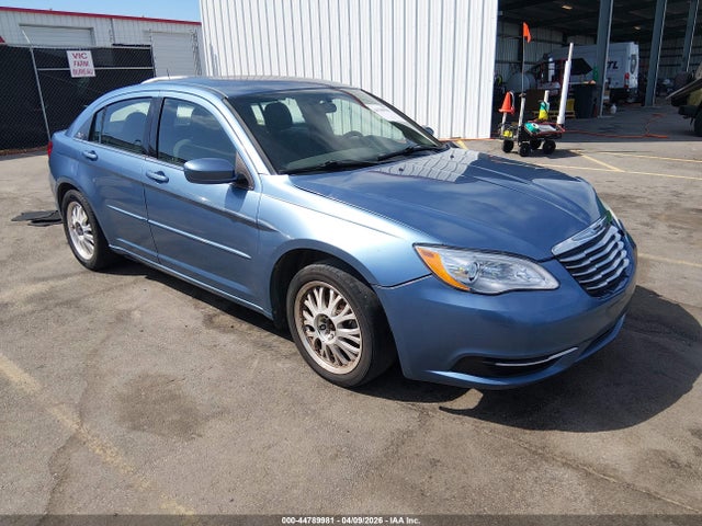 Продаж на аукціоні авто 2011 Chrysler 200 Lx, vin: 1C3BC4FB2BN559933, номер лоту: 44789981