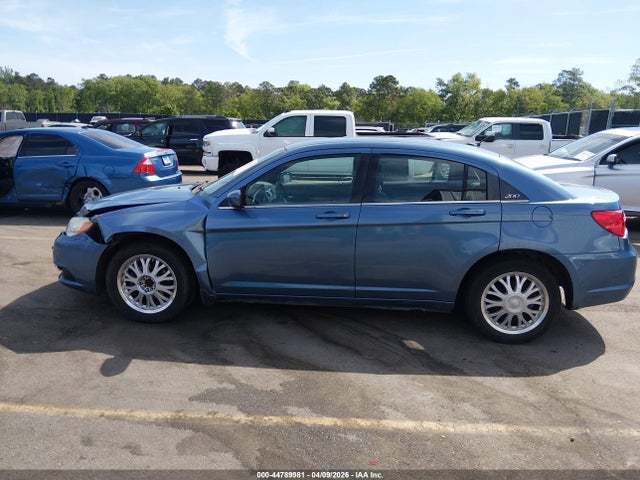 Продаж на аукціоні авто 2011 Chrysler 200 Lx, vin: 1C3BC4FB2BN559933, номер лоту: 44789981