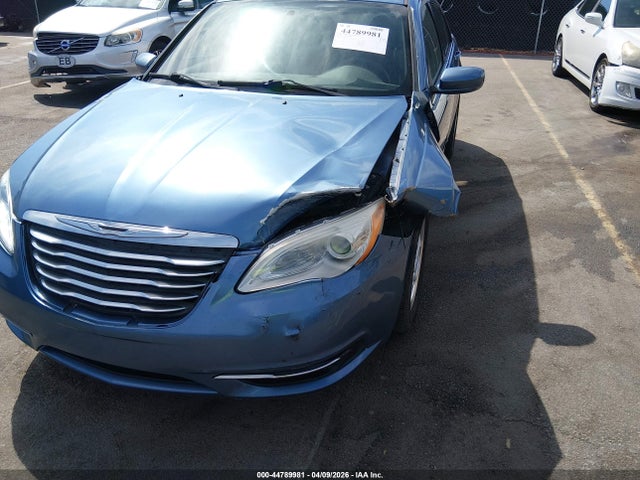 Продаж на аукціоні авто 2011 Chrysler 200 Lx, vin: 1C3BC4FB2BN559933, номер лоту: 44789981