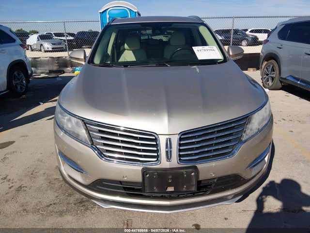 44789986 :رقم المزاد ، 5LMCJ1A91FUJ37357 vin ، 2015 Lincoln Mkc مزاد بيع