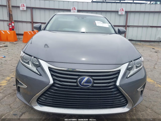 44789993 :رقم المزاد ، JTHBW1GG2J2185463 vin ، 2018 Lexus Es 300h مزاد بيع