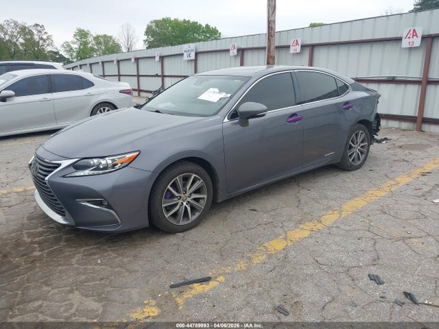 44789993 :رقم المزاد ، JTHBW1GG2J2185463 vin ، 2018 Lexus Es 300h مزاد بيع
