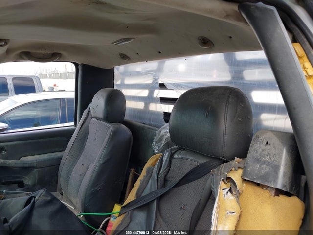 Продаж на аукціоні авто 2005 Chevrolet Silverado 3500 Chassis Work Truck, vin: 1GBJC34U65E244485, номер лоту: 44790013