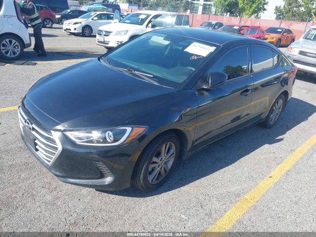 5NPD84LF1JH396221 Hyundai ELANTRA SEL