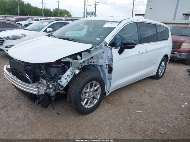 2026 CHRYSLER PACIFICA 2C4RC1BG1TR226430 Photo 1