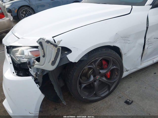 Auction sale of the 2018 Alfa Romeo Giulia Ti Sport, vin: ZARFAEEN0J7571771, lot number: 44790044