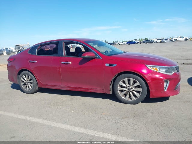 5XXGT4L31JG235929 KIA Optima S