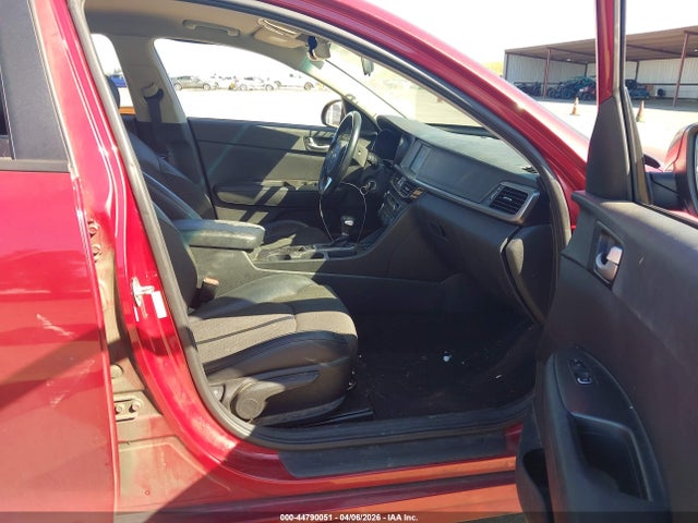 5XXGT4L31JG235929 KIA Optima S
