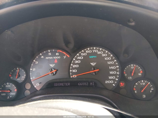 44790055 :رقم المزاد ، 1G1YY22G215122714 vin ، 2001 Chevrolet Corvette مزاد بيع