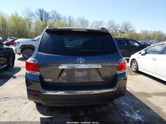 Продаж на аукціоні авто 2013 Toyota Highlander Base Plus V6, vin: 5TDZK3EH7DS136596, номер лоту: 44790061