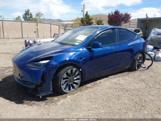 44790062 :رقم المزاد ، 7SAYGDEF5NF393590 vin ، 2022 Tesla Model Y Performance Dual Motor All-wheel Drive مزاد بيع