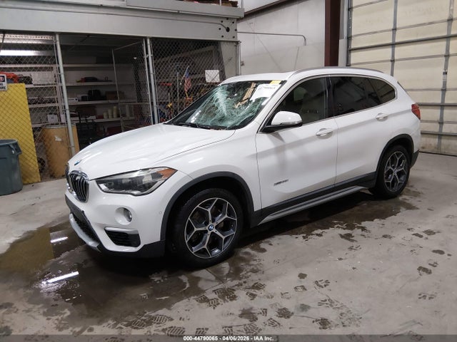 WBXHT3C30GP884656 BMW X1 Xdrive28i