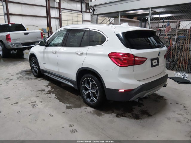 WBXHT3C30GP884656 BMW X1 Xdrive28i