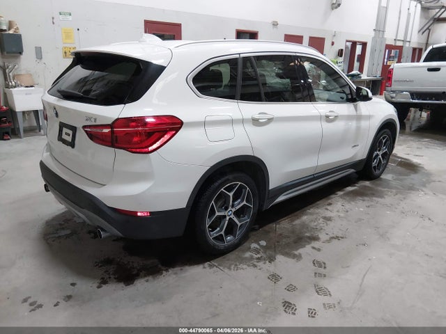 WBXHT3C30GP884656 BMW X1 Xdrive28i