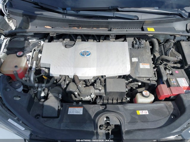 JTDKARFU5J3056911 Toyota Prius Three