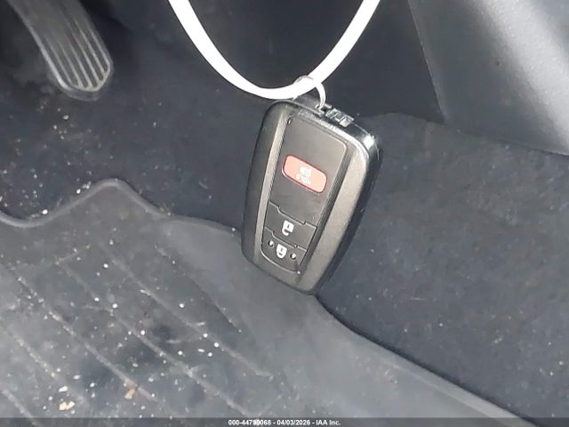 JTDKARFU5J3056911 Toyota Prius Three