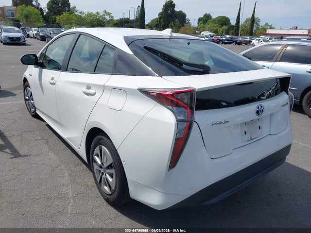 JTDKARFU5J3056911 Toyota Prius Three