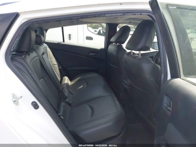 JTDKARFU5J3056911 Toyota Prius Three