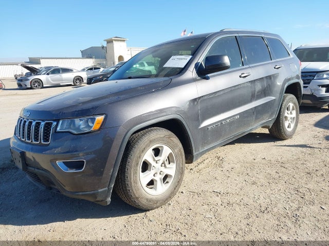 1C4RJEAG2HC616970 Jeep Grand Cherokee Laredo 4x2