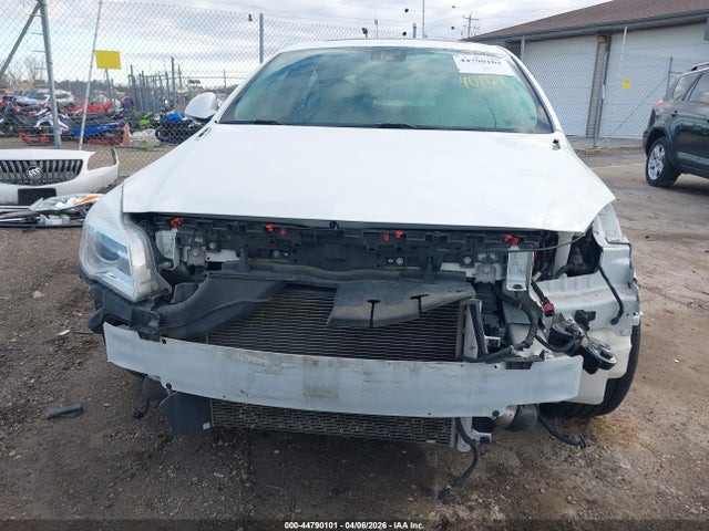44790101 :رقم المزاد ، 2G4GK5EX6G9207497 vin ، 2016 Buick Regal Turbo مزاد بيع