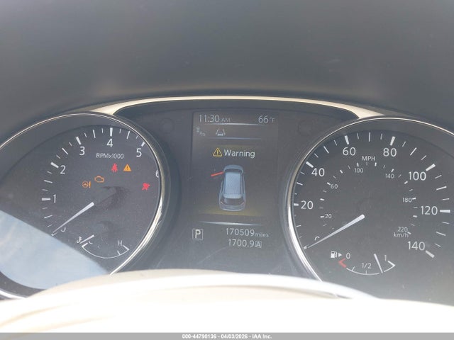 5N1AT2ML1FC794926 Nissan ROGUE SV