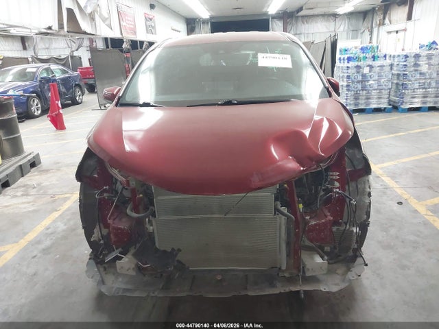 Продаж на аукціоні авто 2021 Toyota Sienna Le, vin: 5TDKRKEC1MS027014, номер лоту: 44790140