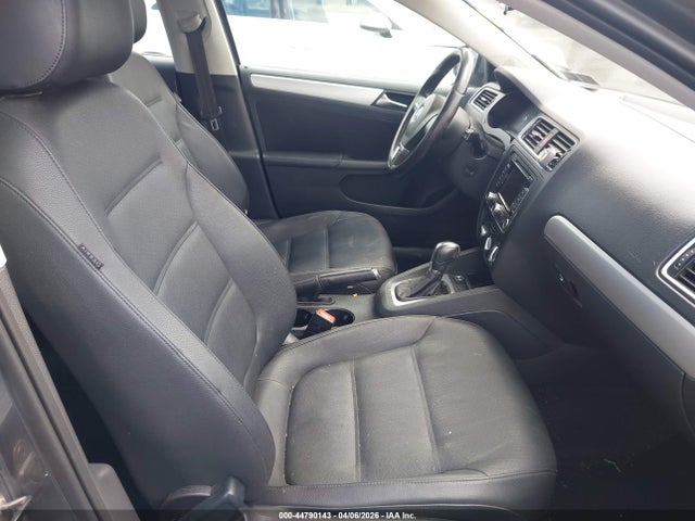 Продаж на аукціоні авто 2011 Volkswagen Jetta 2.5l Sel, vin: 3VWLX7AJ7BM305808, номер лоту: 44790143