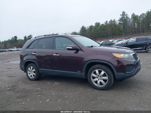 44790147 :رقم المزاد ، 5XYKTDA27BG151115 vin ، 2011 Kia Sorento Lx V6 مزاد بيع
