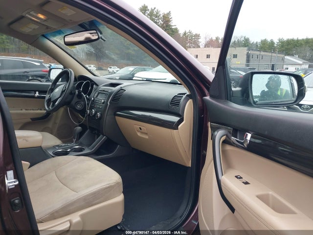 44790147 :رقم المزاد ، 5XYKTDA27BG151115 vin ، 2011 Kia Sorento Lx V6 مزاد بيع