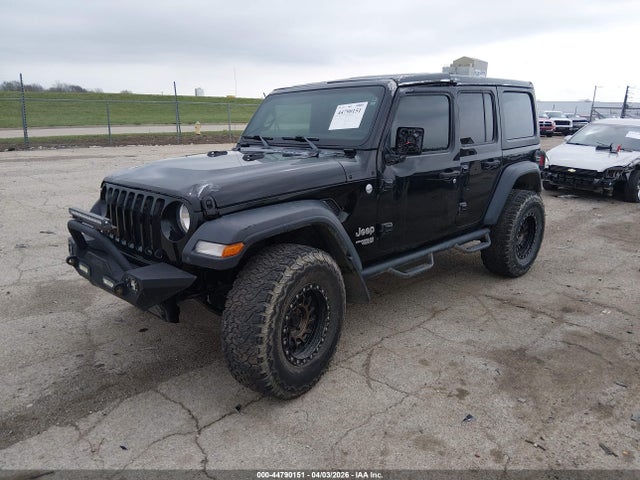 44790151 :رقم المزاد ، 1C4HJXDG8JW241514 vin ، 2018 Jeep Wrangler Unlimited Sport S 4x4 مزاد بيع