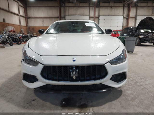 Продаж на аукціоні авто 2023 Maserati Ghibli Modena Q4, vin: ZAM57YTM0PX411507, номер лоту: 44790153