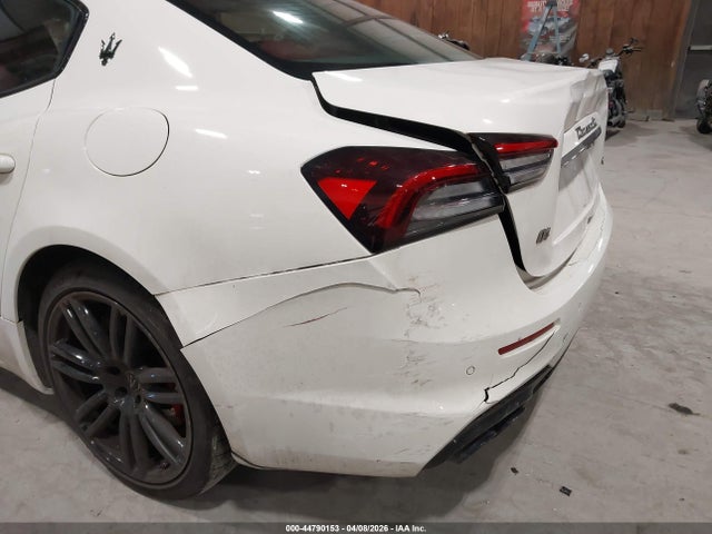 Продаж на аукціоні авто 2023 Maserati Ghibli Modena Q4, vin: ZAM57YTM0PX411507, номер лоту: 44790153